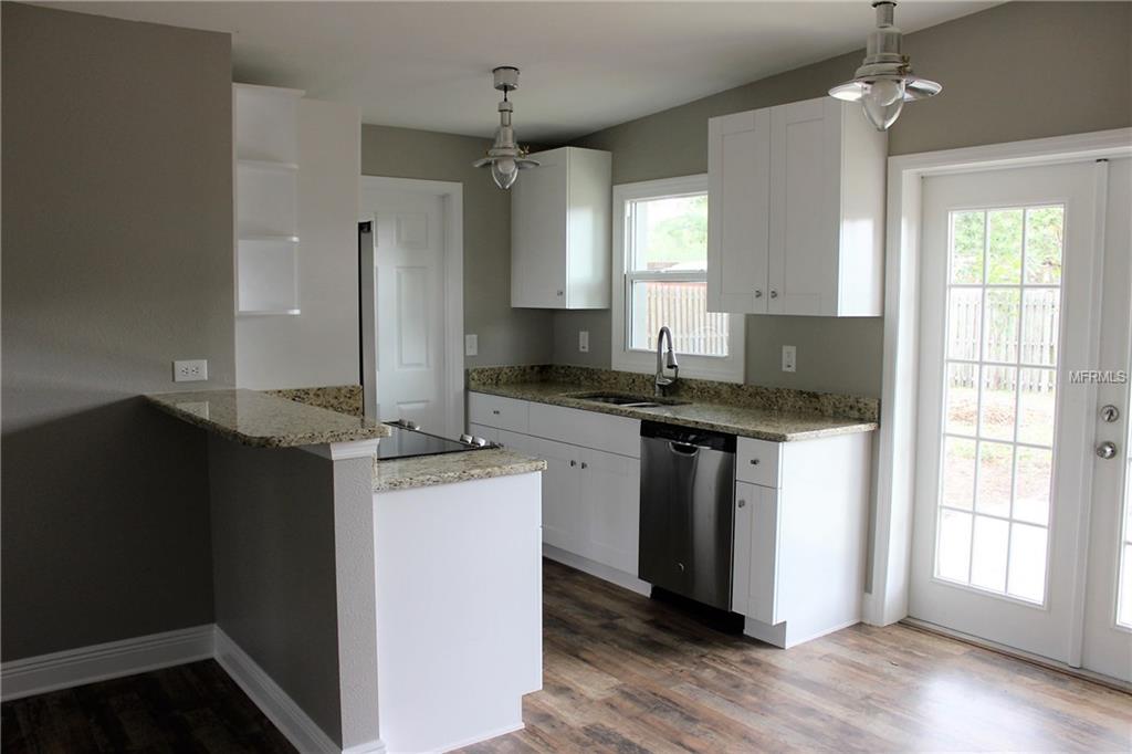 4th image of 5601 Cedar St Ne, Saint Petersburg, FL 33703 | MLS# U7813959