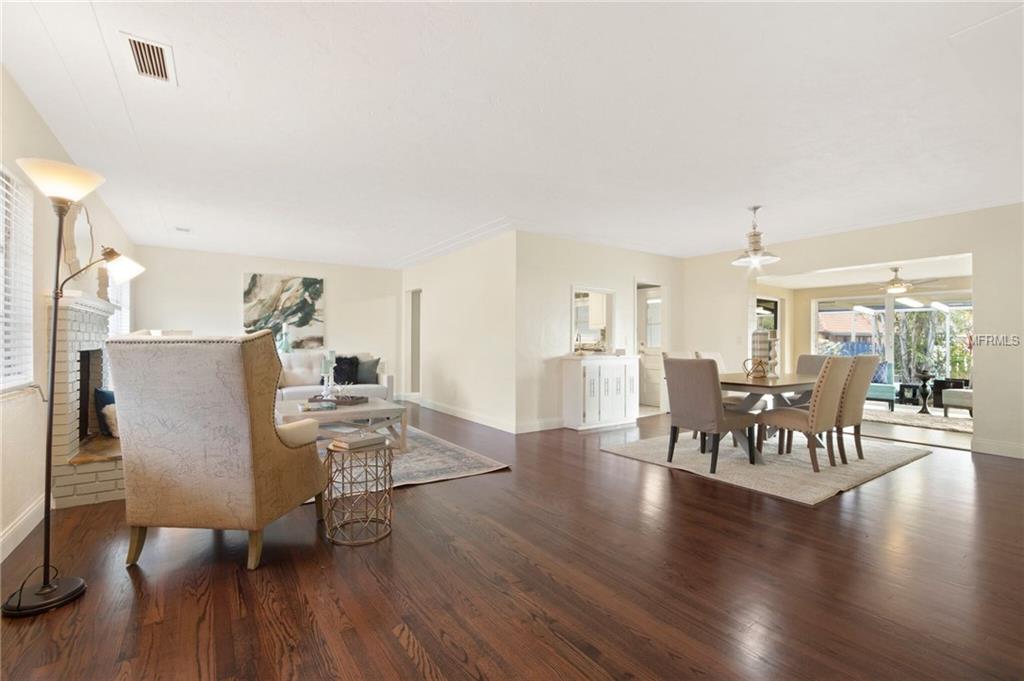 Homes for sale in Saint Petersburg, FL | 7912 Garden Dr N, Saint Petersburg, FL 33710 | MLS# U7846106