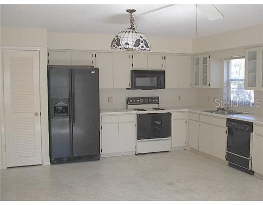 Homes for sale in Clearwater, FL | 2221 Norwegian Dr #23, Clearwater, FL 33763 | MLS# U7528555