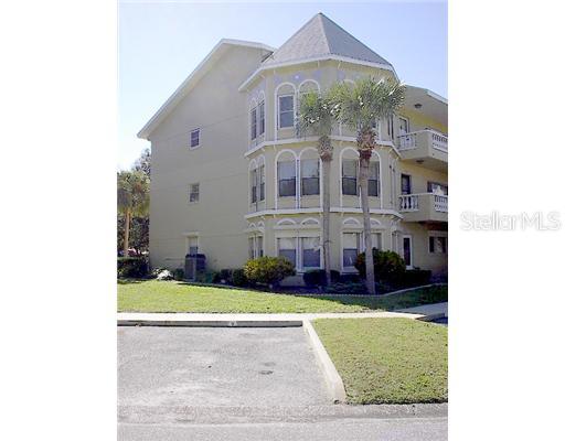 Homes for sale in Clearwater, FL | 2221 Norwegian Dr #23, Clearwater, FL 33763 | MLS# U7528555
