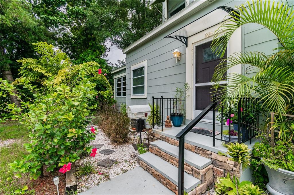 4th image of 926 29Th St N, Saint Petersburg, FL 33713 | MLS# T3190133