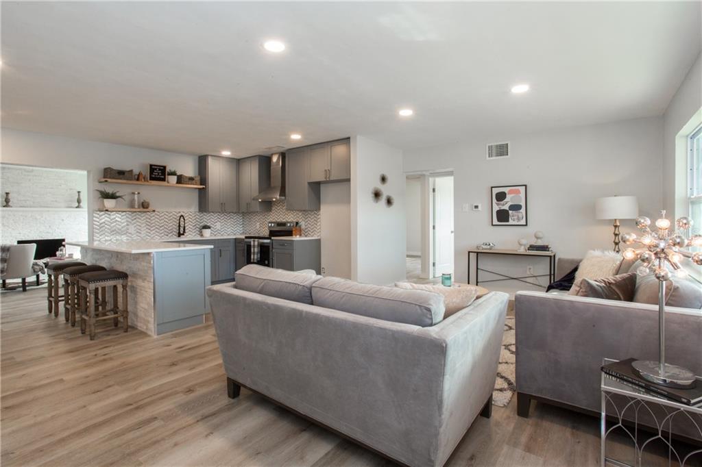 Homes for sale in Saint Petersburg, FL | 5995 44Th Ave N, Saint Petersburg, FL 33709 | MLS# U8072327