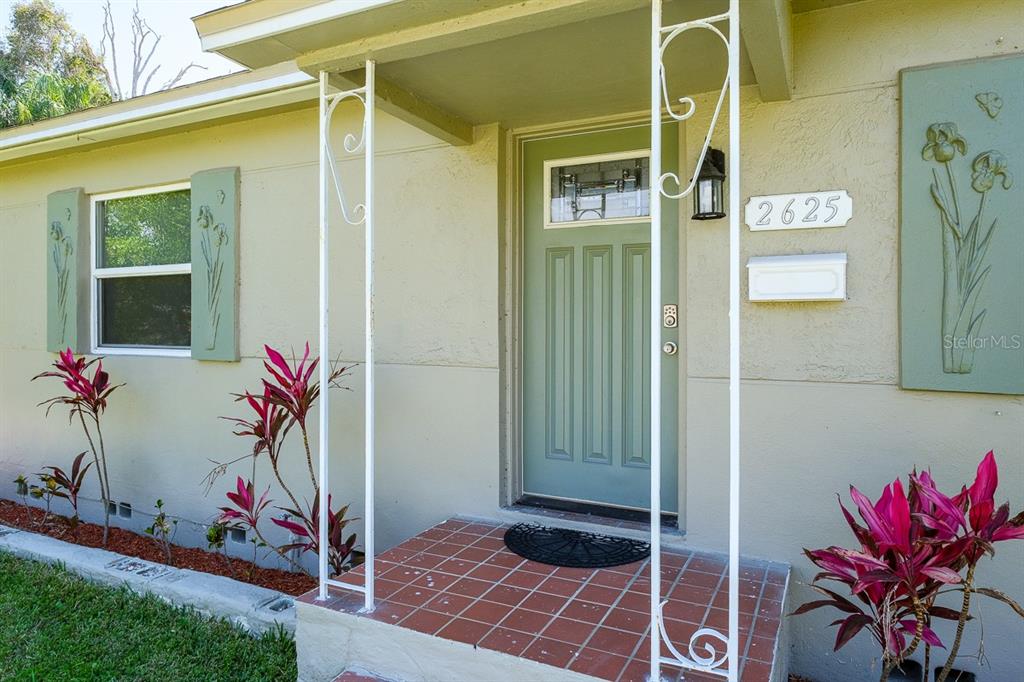 Homes for sale in Saint Petersburg, FL | 2625 19Th St S, Saint Petersburg, FL 33712 | MLS# U8121364