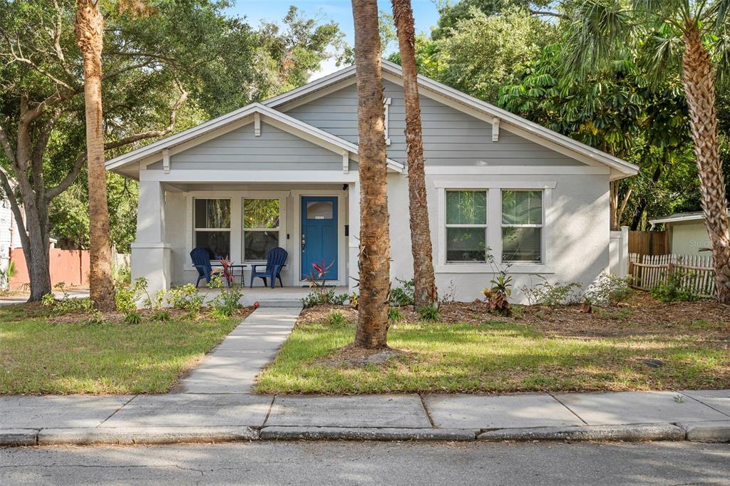 1st image of 325 Wisconsin Ct S, Saint Petersburg, FL 33705 | MLS# U8125567