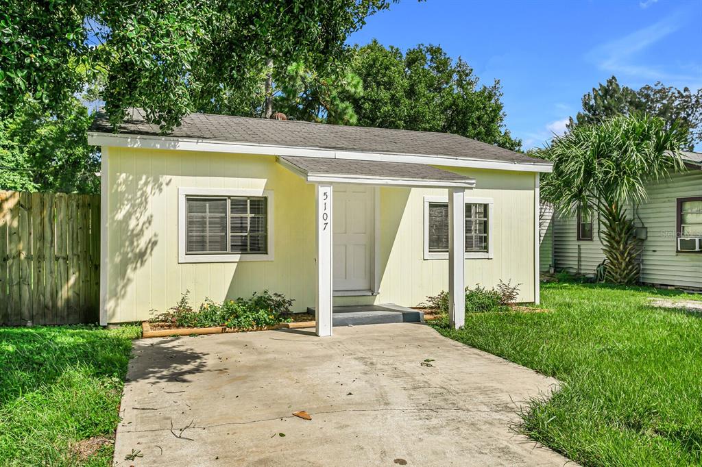 Homes for sale in Saint Petersburg, FL | 5107 37Th St N, Saint Petersburg, FL 33714 | MLS# T3317308