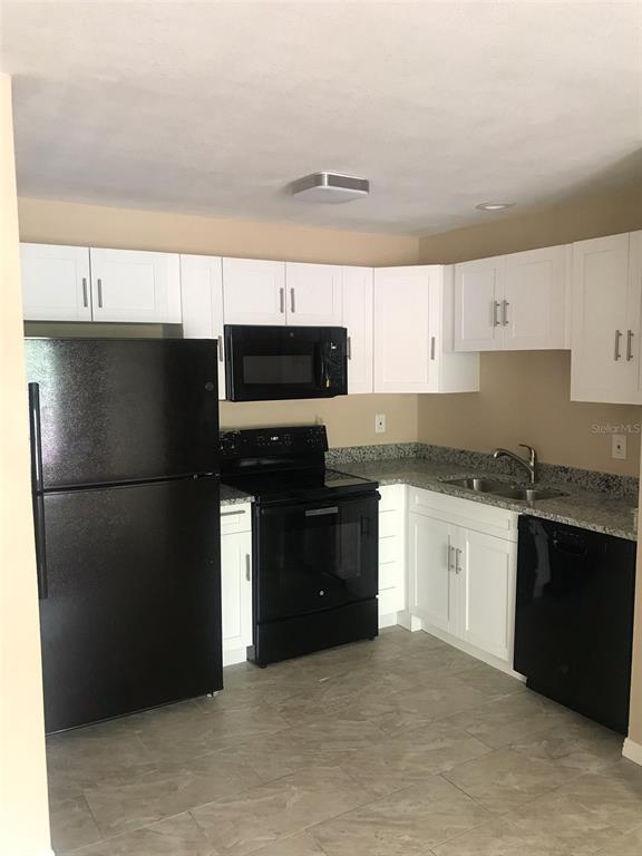 2nd image of 4115 Chatham Oak Ct #215, Tampa, FL 33624 | MLS# T3318046