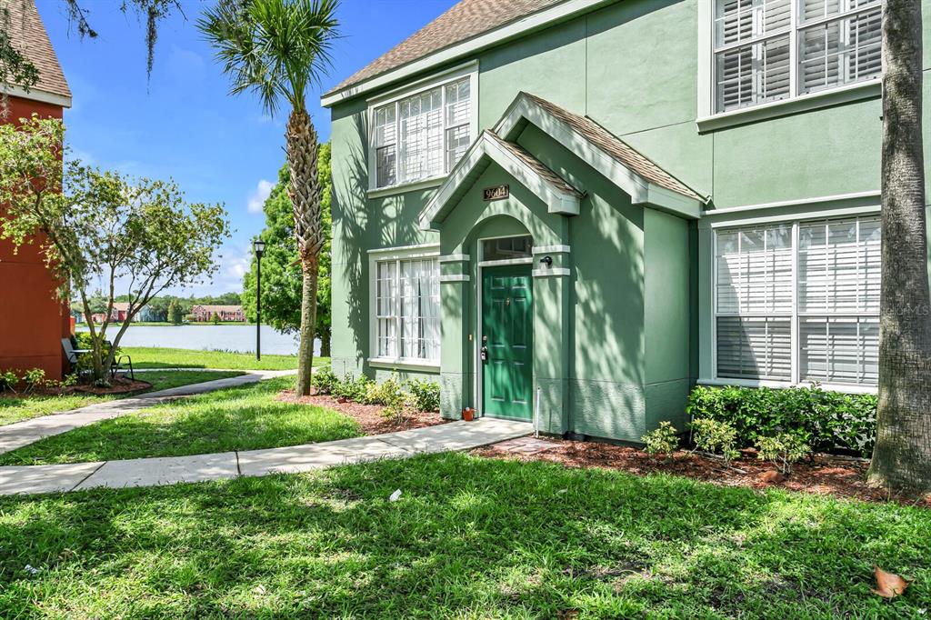 Homes for sale in Tampa, FL | 9604 Lake Chase Island Way #9604, Tampa, FL 33626 | MLS# T3323082