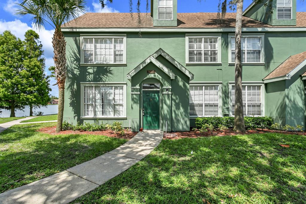 Homes for sale in Tampa, FL | 9604 Lake Chase Island Way #9604, Tampa, FL 33626 | MLS# T3323082