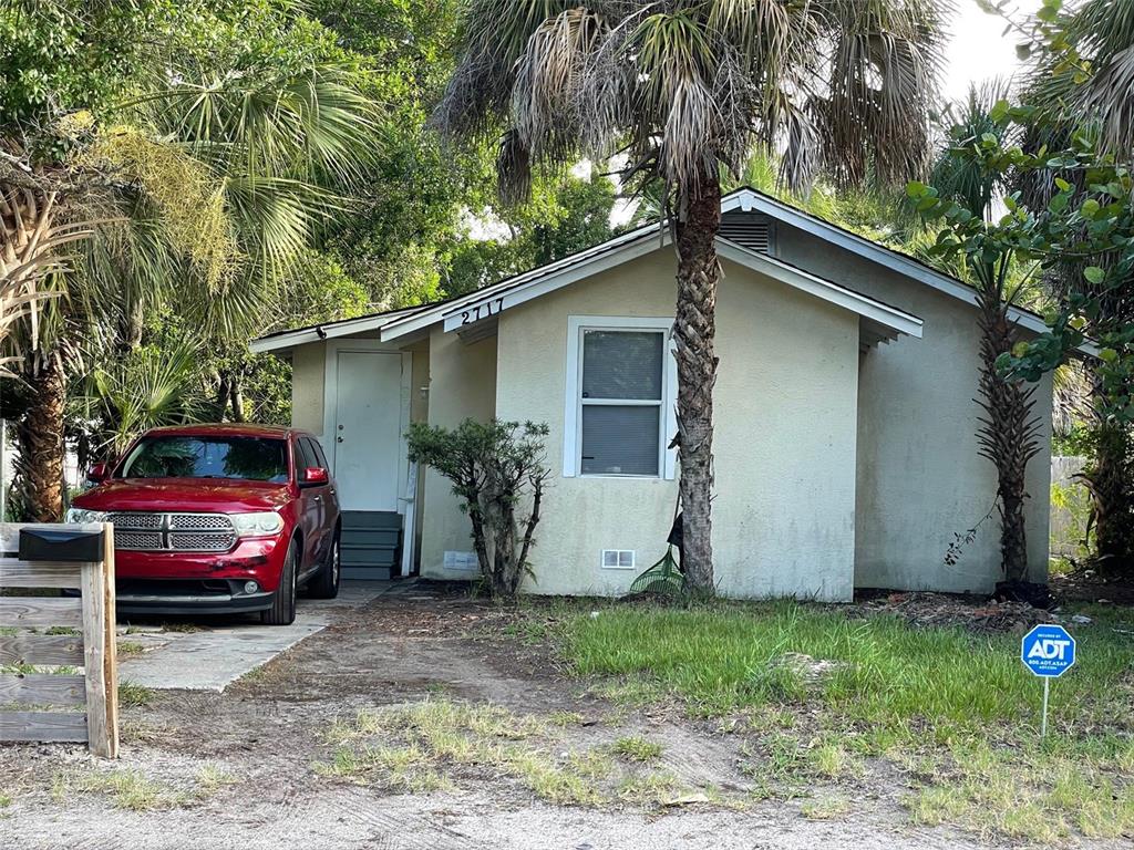 1st image of 2717 13Th Ave S, Saint Petersburg, FL 33712 | MLS# J935673