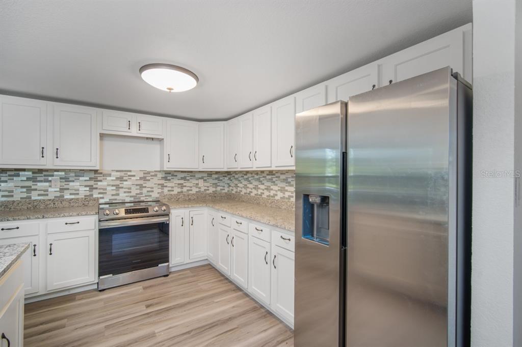 5th image of 4804 71St St N, Saint Petersburg, FL 33709 | MLS# U8156532