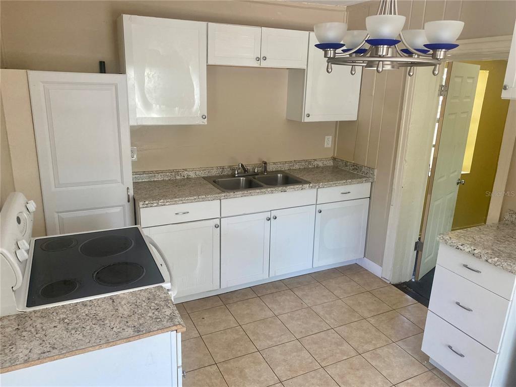 Homes for sale in Saint Petersburg, FL | 1844 Auburn St S, Saint Petersburg, FL 33712 | MLS# U8160250