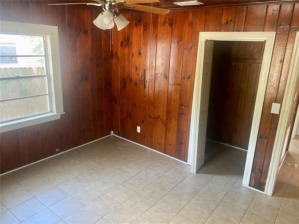 Homes for sale in Saint Petersburg, FL | 1844 Auburn St S, Saint Petersburg, FL 33712 | MLS# U8160250