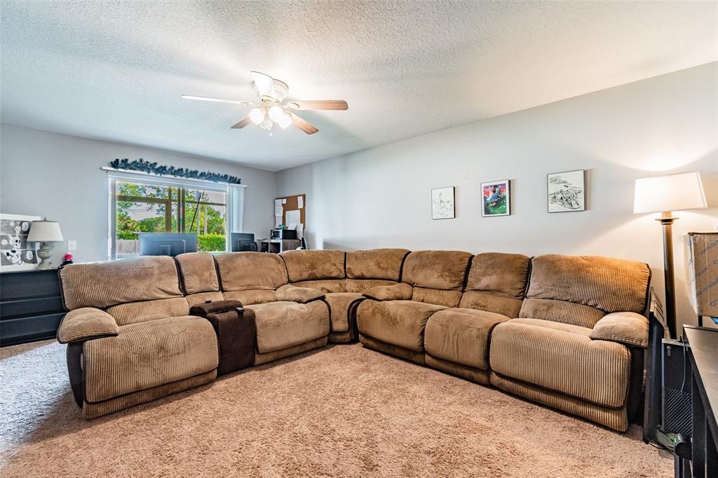 Homes for sale in Saint Petersburg, FL | 192 Coquina Bay Dr, Saint Petersburg, FL 33705 | MLS# T3369326