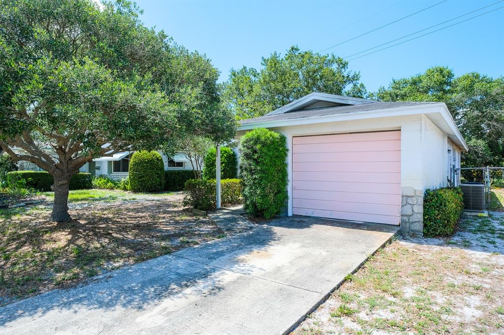 Homes for sale in Saint Petersburg, FL | 6550 3Rd Ave S, Saint Petersburg, FL 33707 | MLS# U8165203