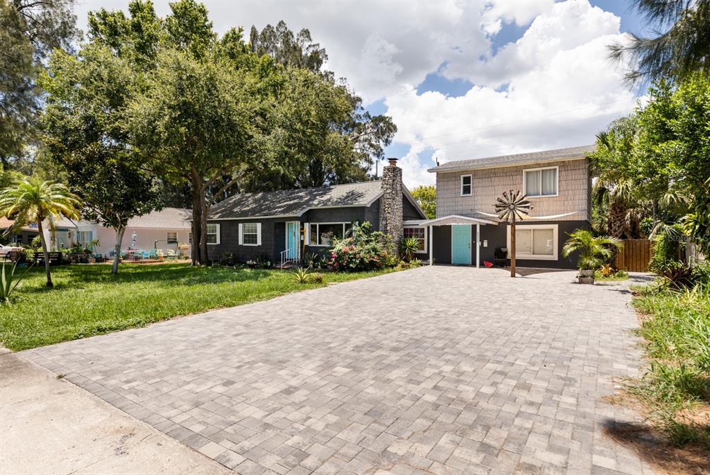 Homes for sale in Saint Petersburg, FL | 4925 2Nd Ave S, Saint Petersburg, FL 33707 | MLS# T3386425
