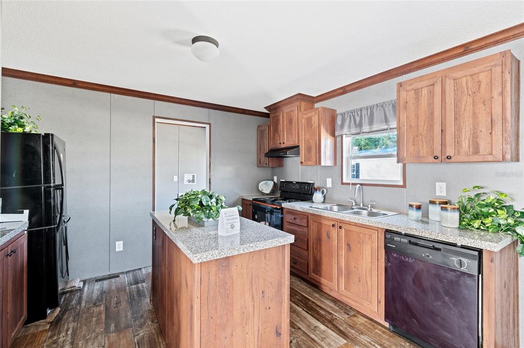 3rd image of 9295 Richmond Rd, Saint Cloud, FL 34773 | MLS# O6048133
