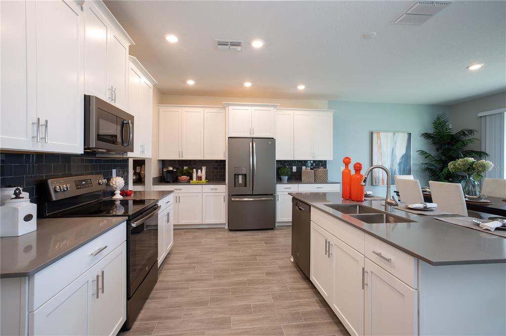 3rd image of 4935 Chase Ct, Saint Cloud, FL 34772 | MLS# T3409541