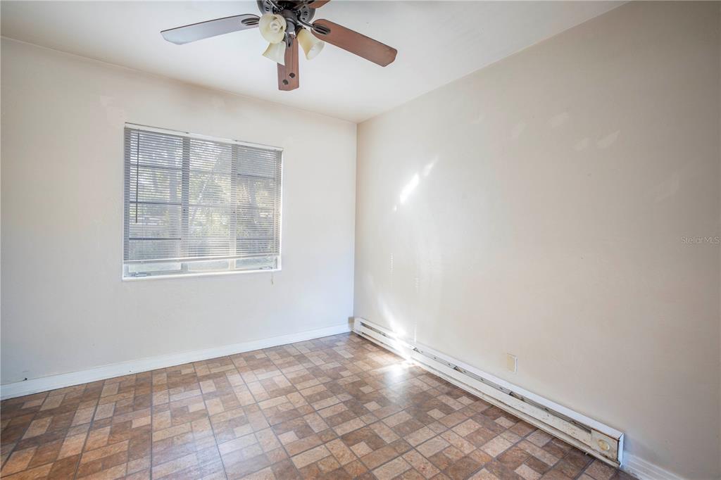 5th image of 3920 5Th Ave N, Saint Petersburg, FL 33713 | MLS# U8180996