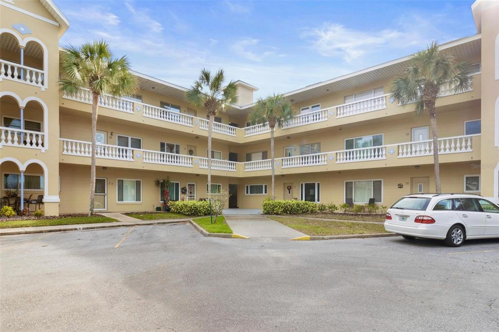 Homes for sale in Clearwater, FL | 2221 Norwegian Dr #35, Clearwater, FL 33763 | MLS# U8187811