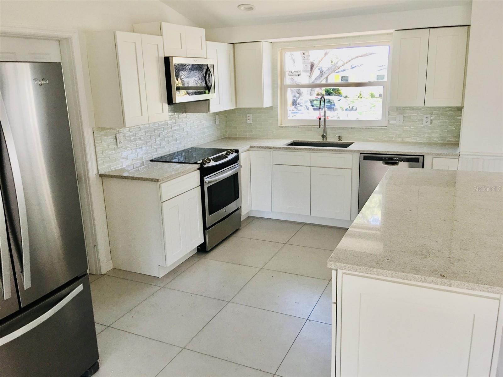 Homes for sale in Sarasota, FL | 3114 Markridge Rd, Sarasota, FL 34231 | MLS# A4561545