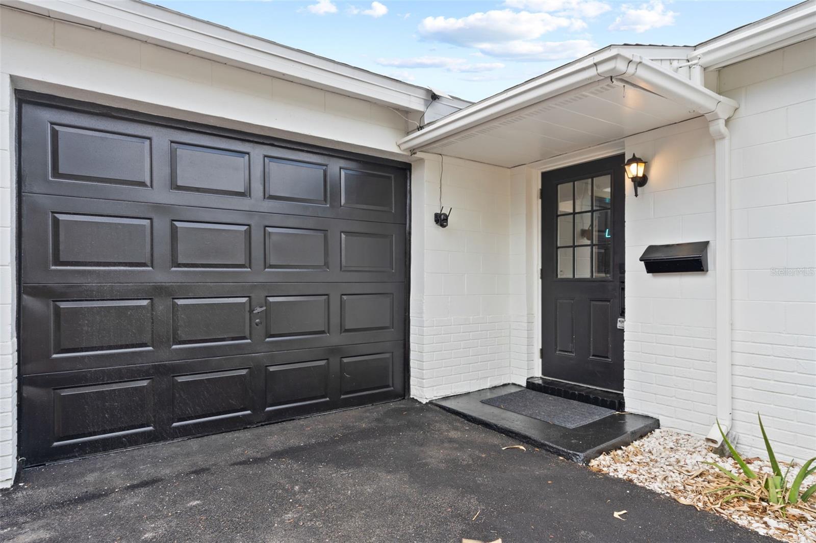 Homes for sale in Saint Petersburg, FL | 1920 New Hampshire Ave Ne, Saint Petersburg, FL 33703 | MLS# T3431279