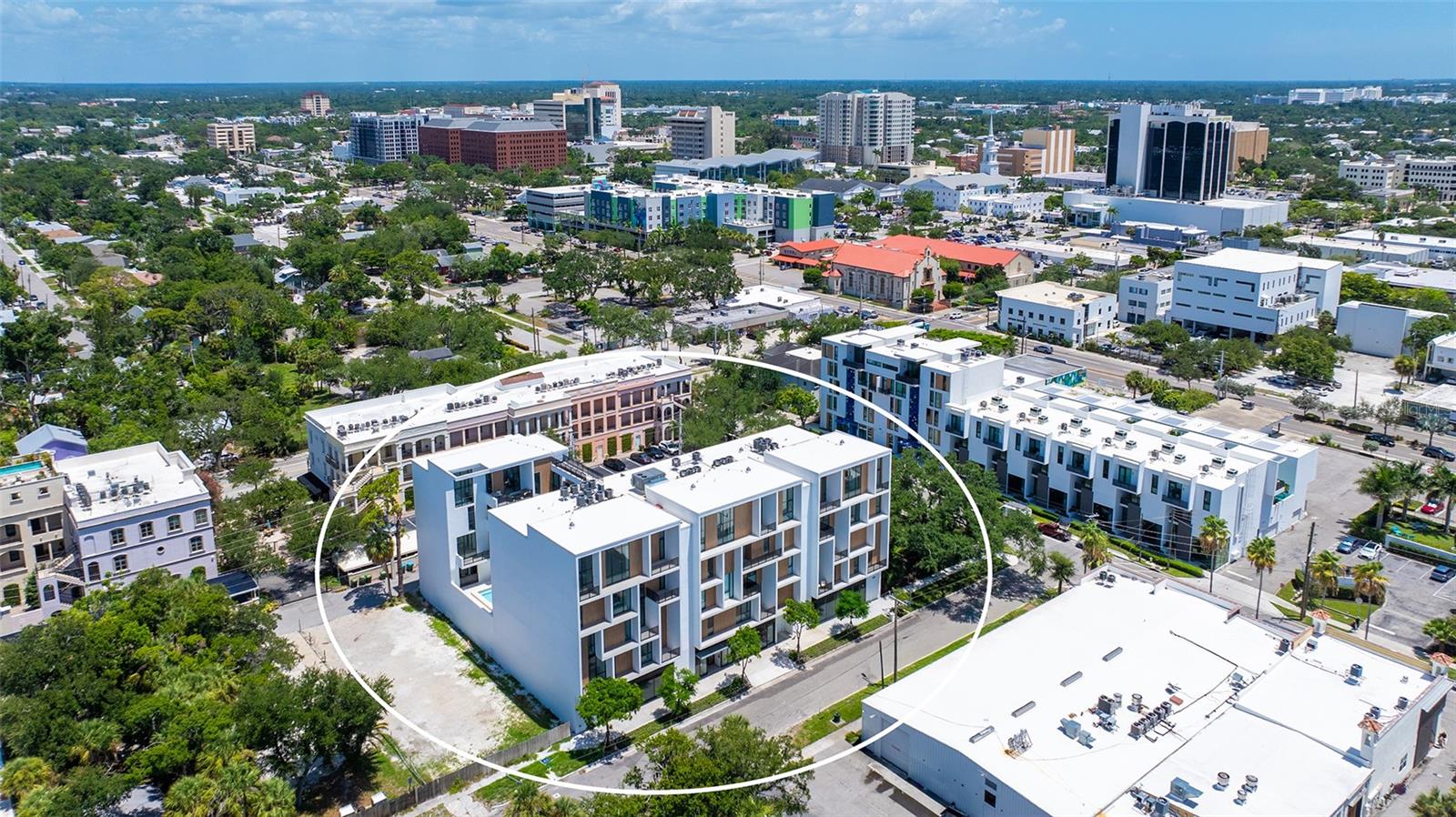3rd image of 430 Kumquat Ct, Sarasota, FL 34236