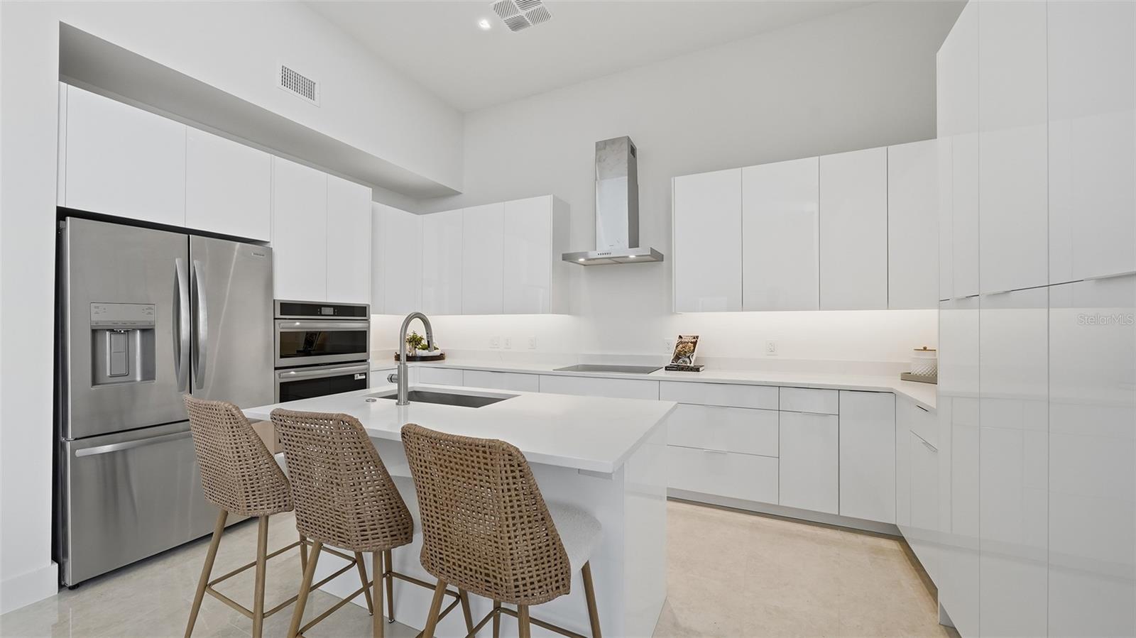 5th image of 430 Kumquat Ct, Sarasota, FL 34236
