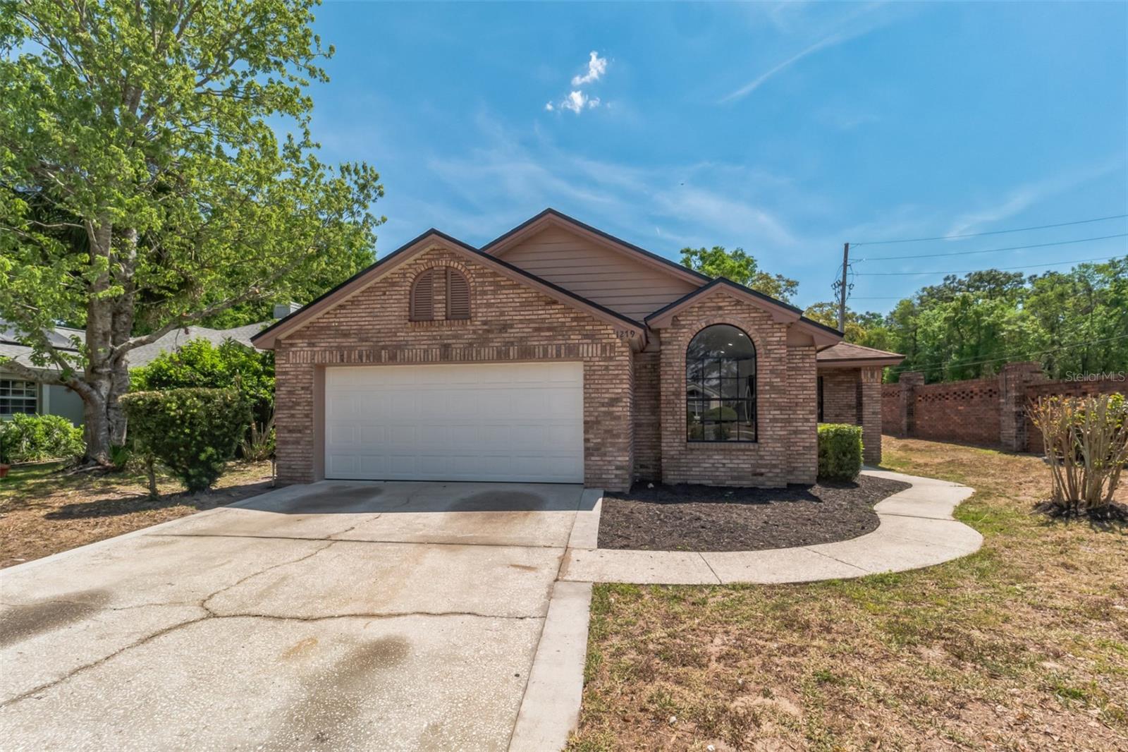 Homes for sale in Apopka, FL | 1279 Whispering Winds Ct, Apopka, FL 32703 | MLS# A4565520