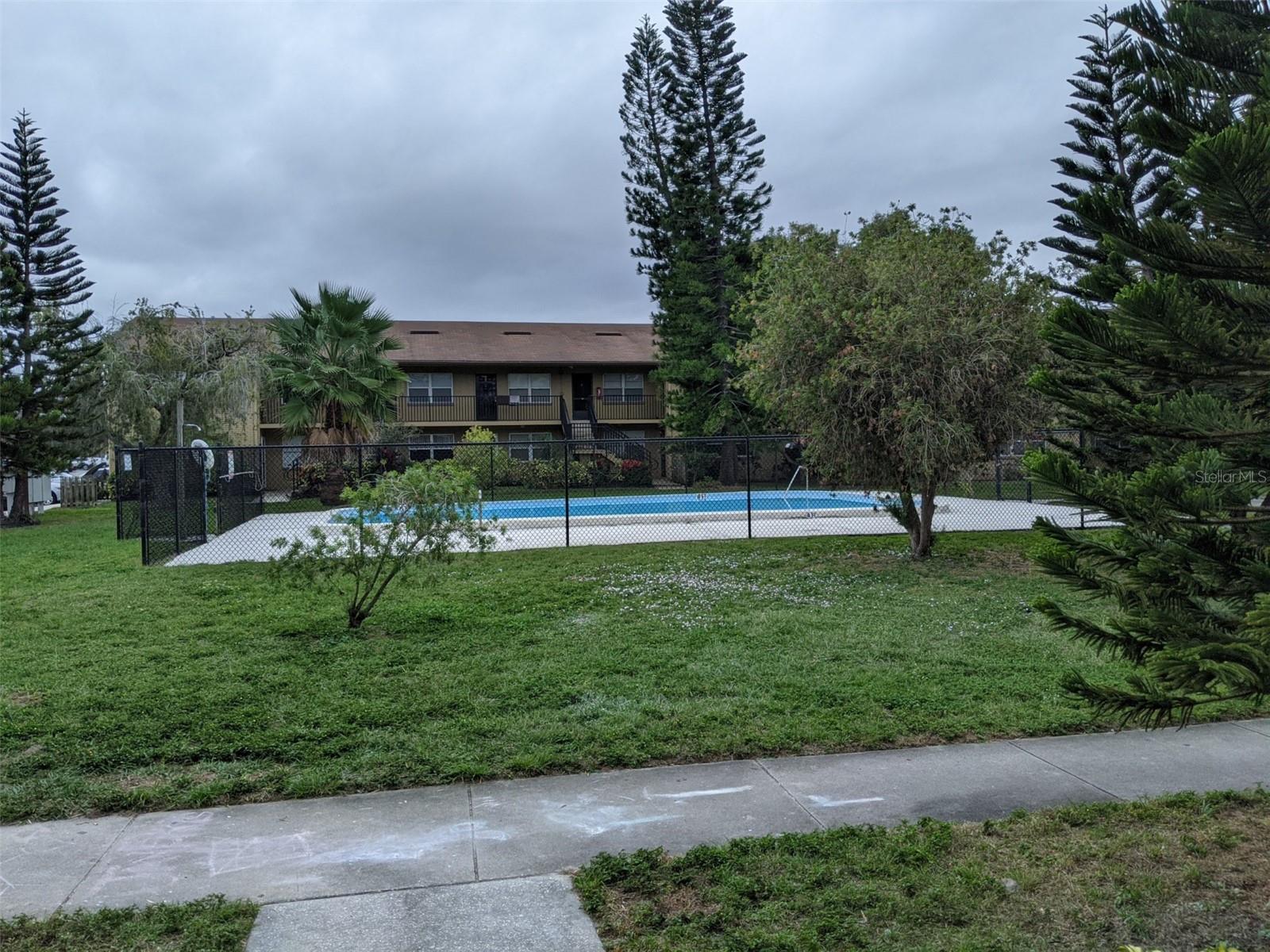 Homes for sale in Clearwater, FL | 2500 Harn Blvd #E4, Clearwater, FL 33764 | MLS# A4566273