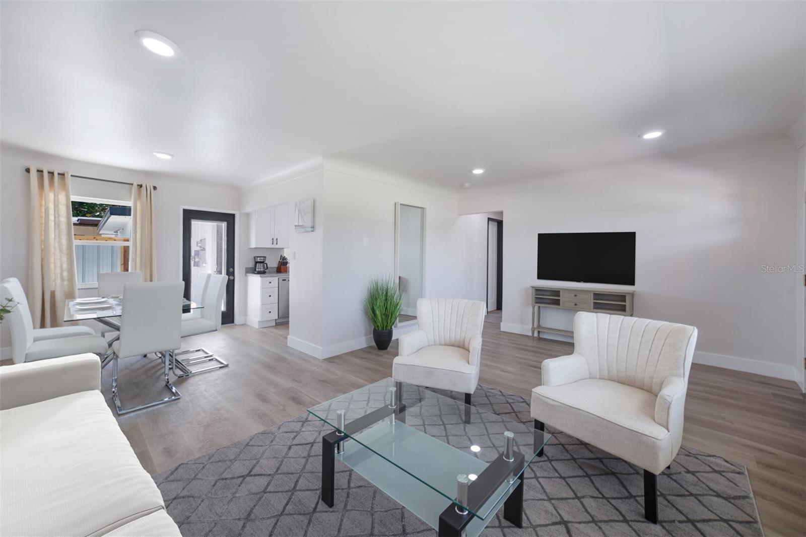 Homes for sale in St Pete Beach, FL | 6875 Gulf Winds Dr, St Pete Beach, FL 33706 | MLS# A4566588