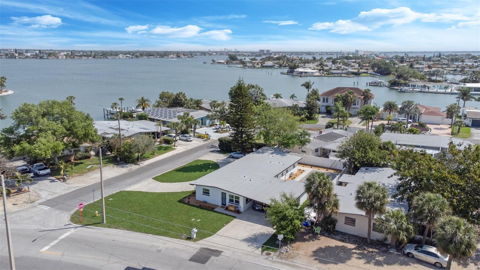 Homes for sale in St Pete Beach, FL | 6875 Gulf Winds Dr, St Pete Beach, FL 33706 | MLS# A4566588