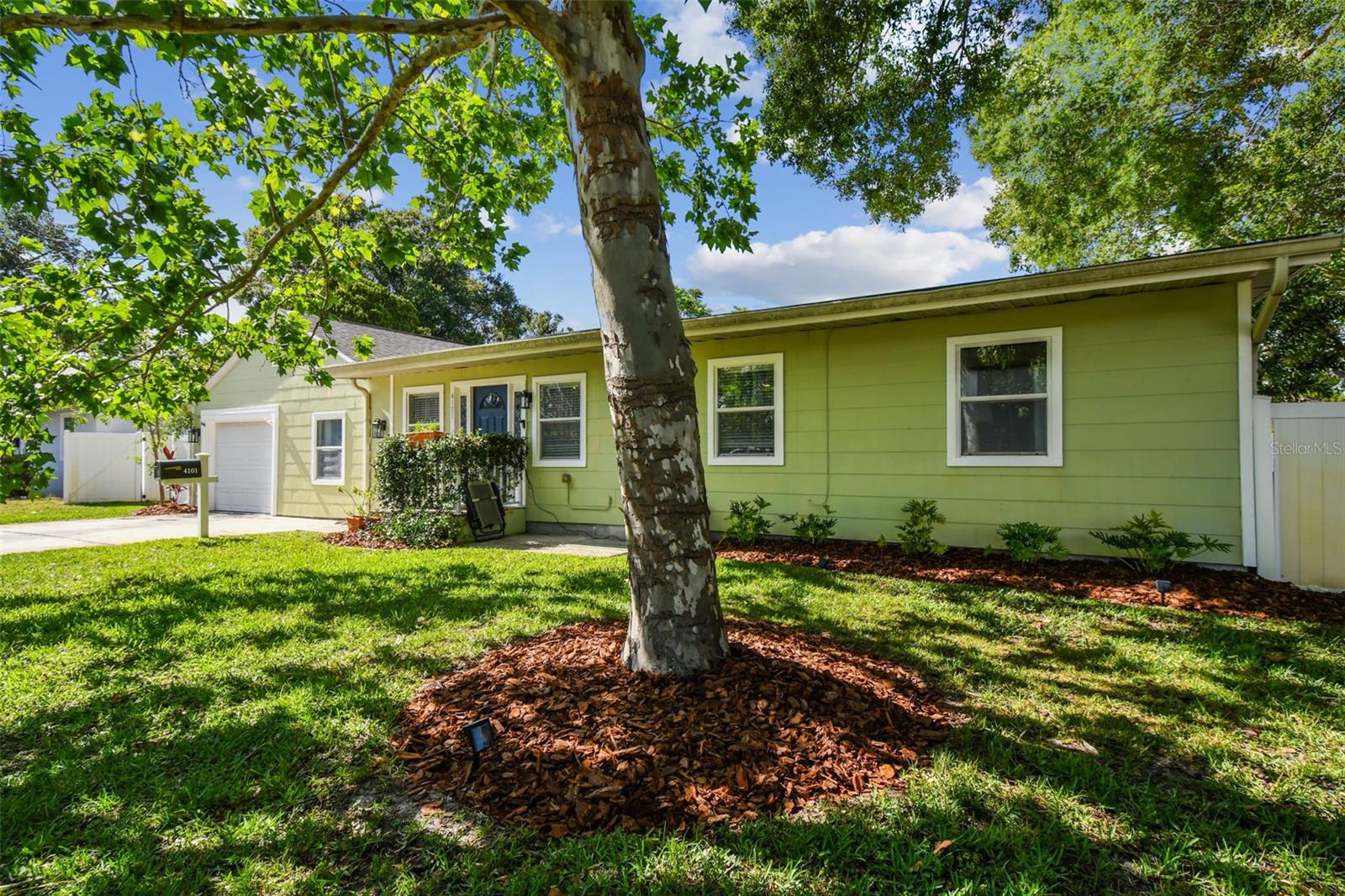 Homes for sale in Saint Petersburg, FL | 4101 11Th Ave N, Saint Petersburg, FL 33713 | MLS# U8199184