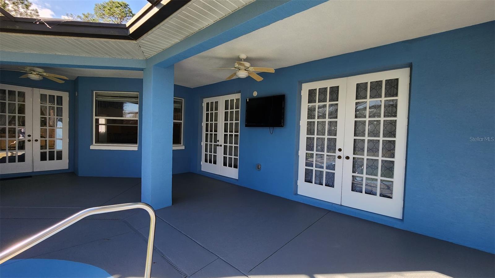 Homes for sale in Dunnellon, FL | 4527 Sw Zinnia Ct, Dunnellon, FL 34431 | MLS# A4569142