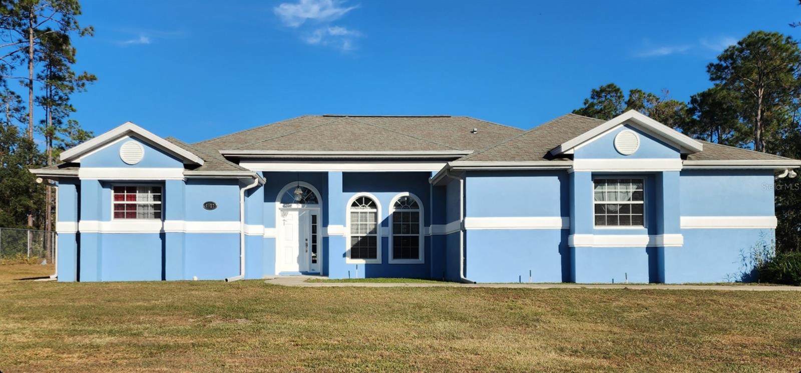 Homes for sale in Dunnellon, FL | 4527 Sw Zinnia Ct, Dunnellon, FL 34431 | MLS# A4569142