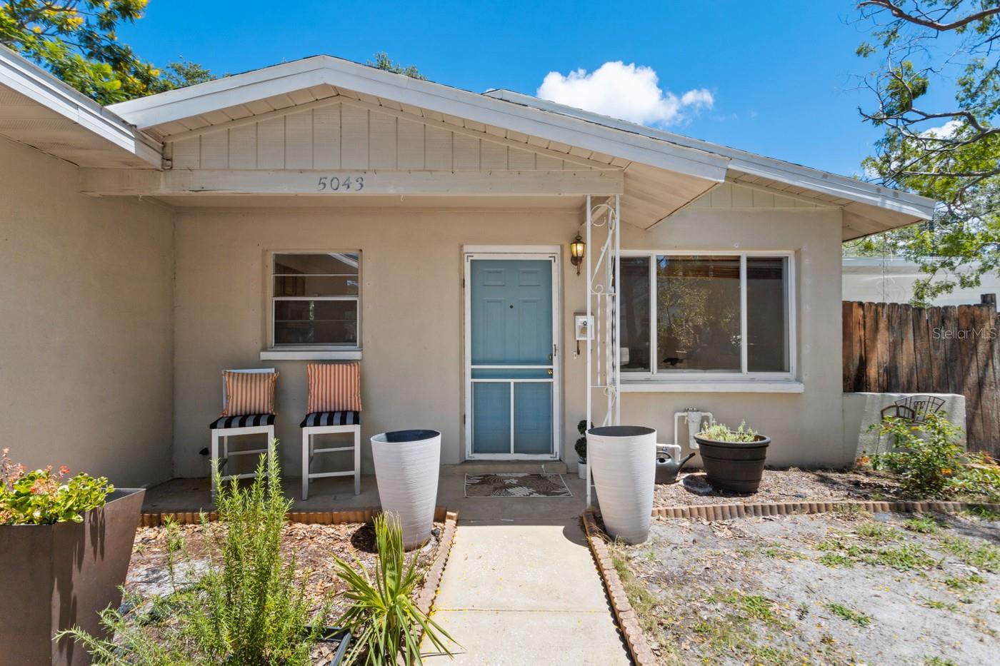 3rd image of 5043 14Th Ave N, Saint Petersburg, FL 33710 | MLS# U8203395