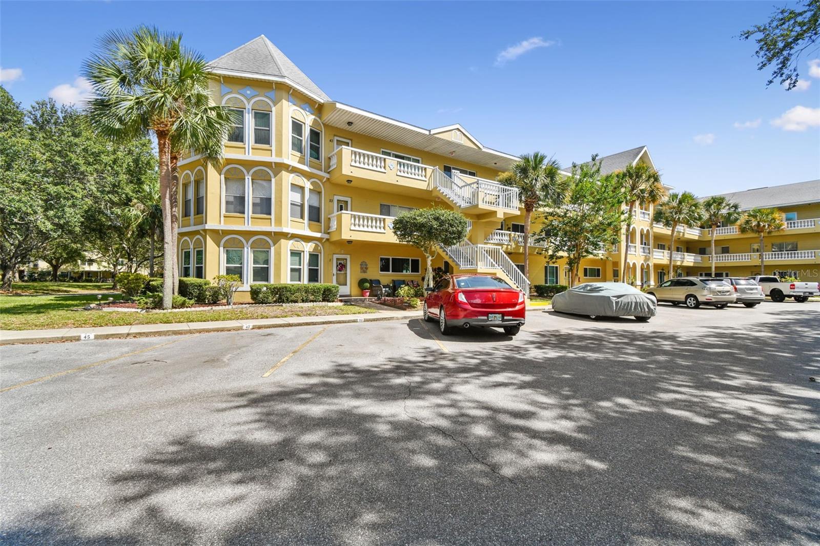 Homes for sale in Clearwater, FL | 2221 Norwegian Dr #9, Clearwater, FL 33763 | MLS# U8203812