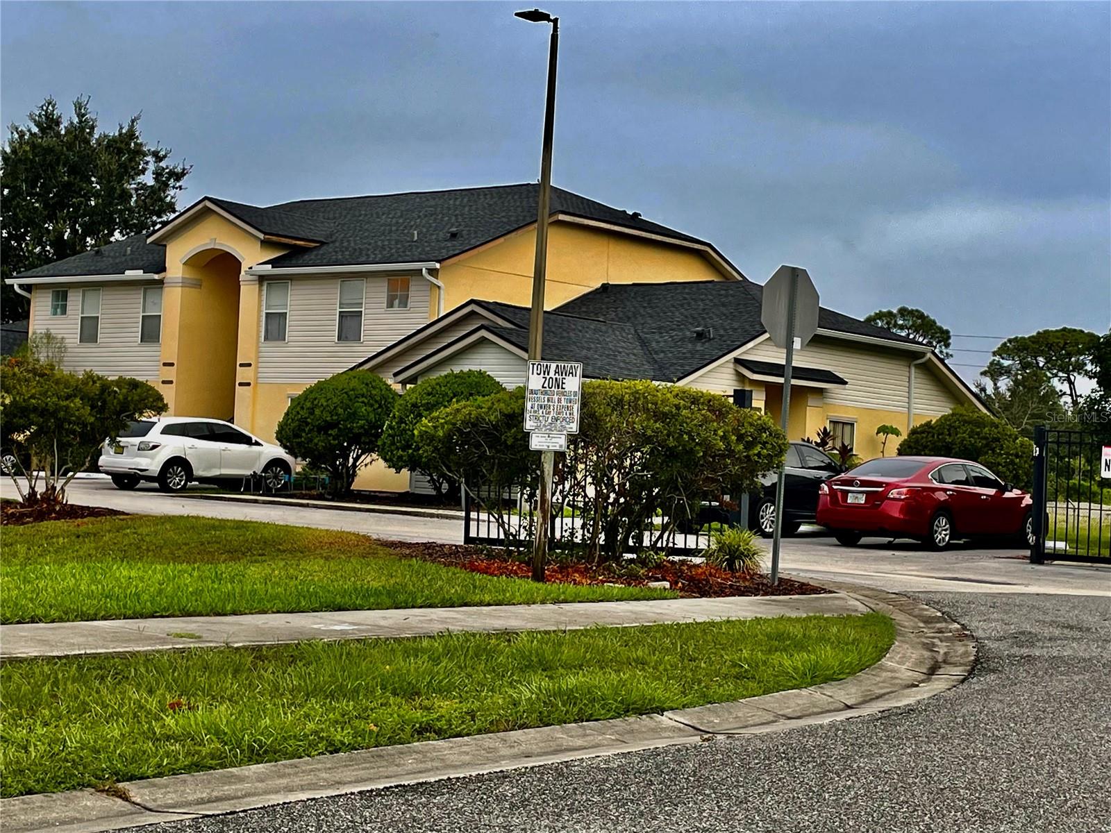 Homes for sale in Orlando, FL | 4991 Ava Pointe Dr #U6, Orlando, FL 32822 | MLS# A4578706