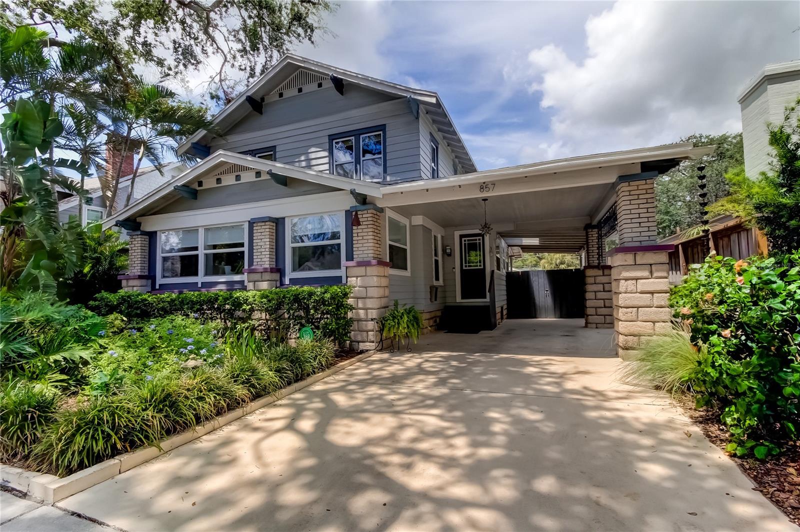 Homes for sale in Saint Petersburg, FL | 857 21St Ave N, Saint Petersburg, FL 33704 | MLS# U8210399