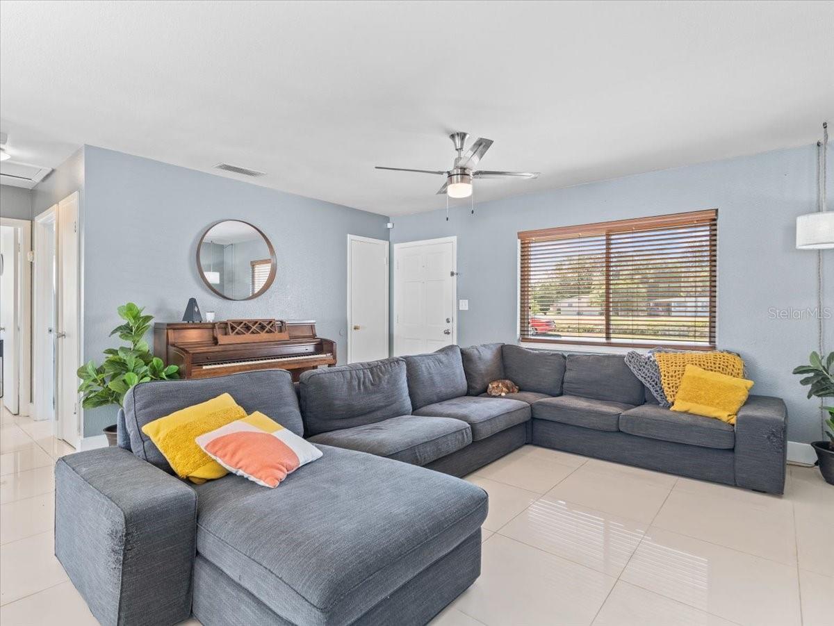 Homes for sale in Saint Petersburg, FL | 1435 77Th Ave N, Saint Petersburg, FL 33702 | MLS# U8215378