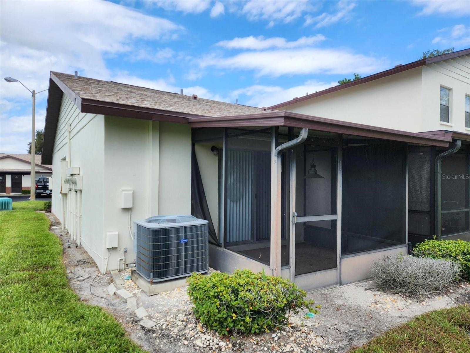 4th image of 2480 Enterprise Rd #6, Clearwater, FL 33763 | MLS# U8216029