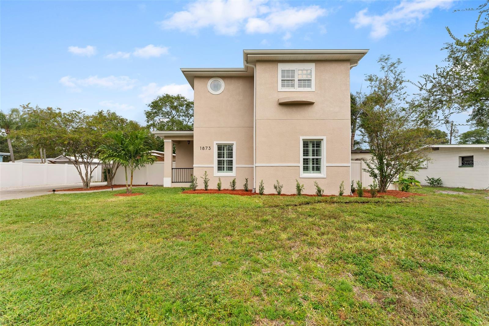 Photo 3 of Single Family Residence at 1873 64Th Ave N, Saint Petersburg, FL 33702 | MLS# U8217329 |  | Sold on 2024-02-29