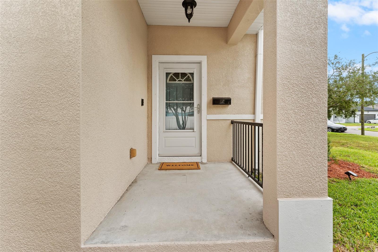 Photo 5 of Single Family Residence at 1873 64Th Ave N, Saint Petersburg, FL 33702 | MLS# U8217329 |  | Sold on 2024-02-29