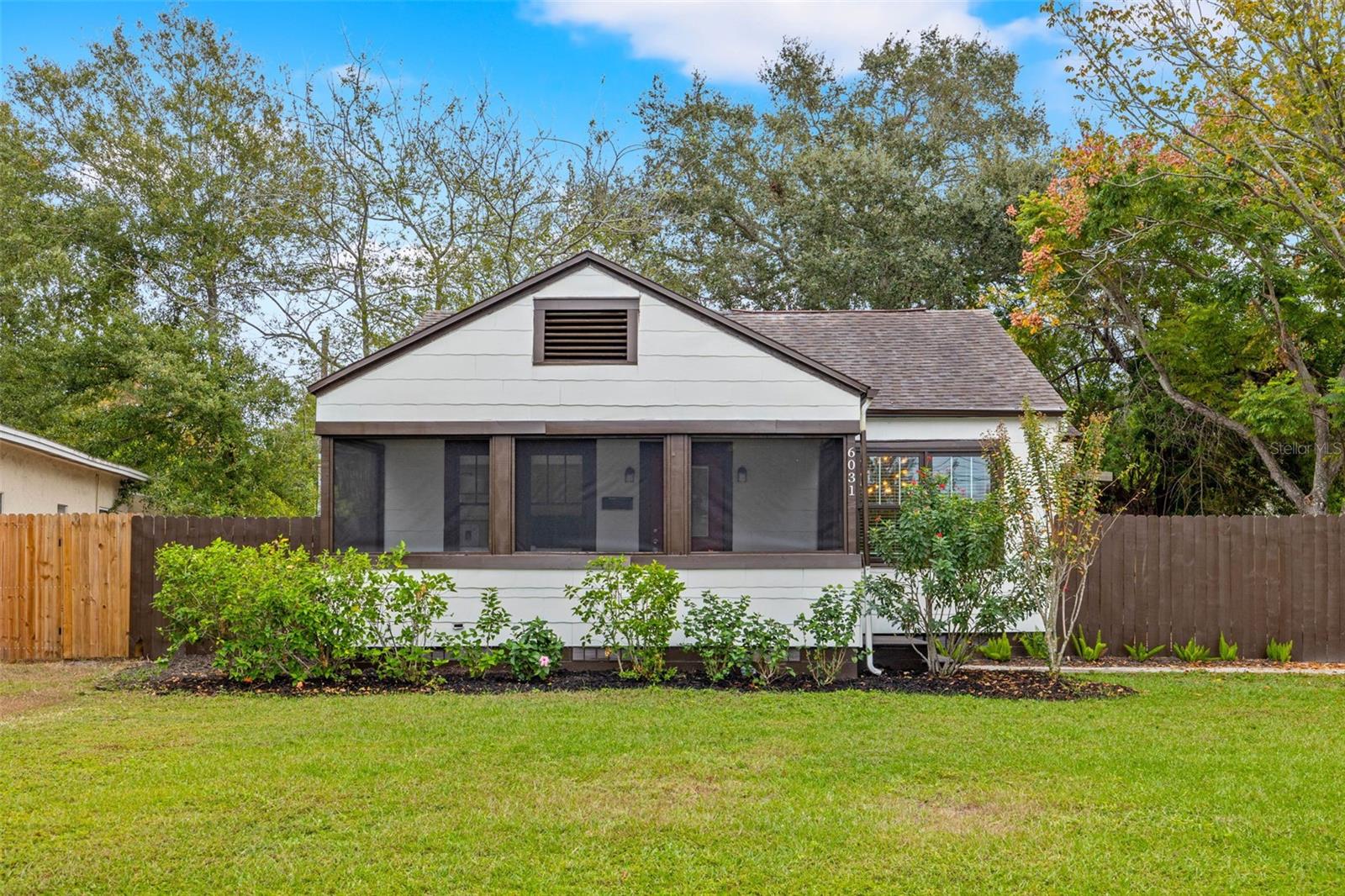 4th image of 6031 Hobson St Ne, Saint Petersburg, FL 33703 | MLS# U8220432