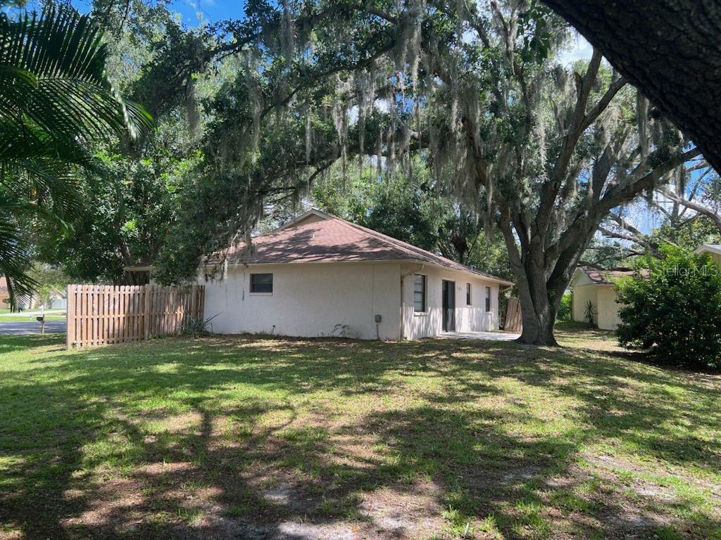 Homes for sale in Sarasota, FL | 4220 King Richard Ct, Sarasota, FL 34232 | MLS# T3493863