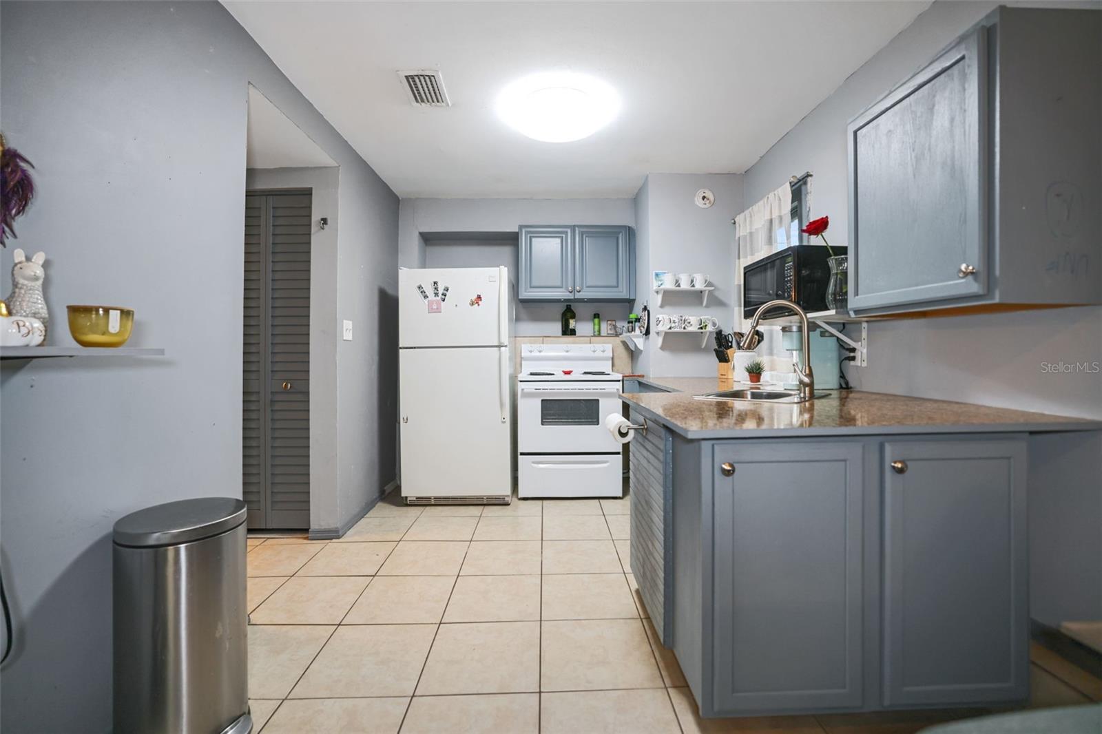 Homes for sale in Saint Petersburg, FL | 2650 25Th Ave N, Saint Petersburg, FL 33713 | MLS# T3506766