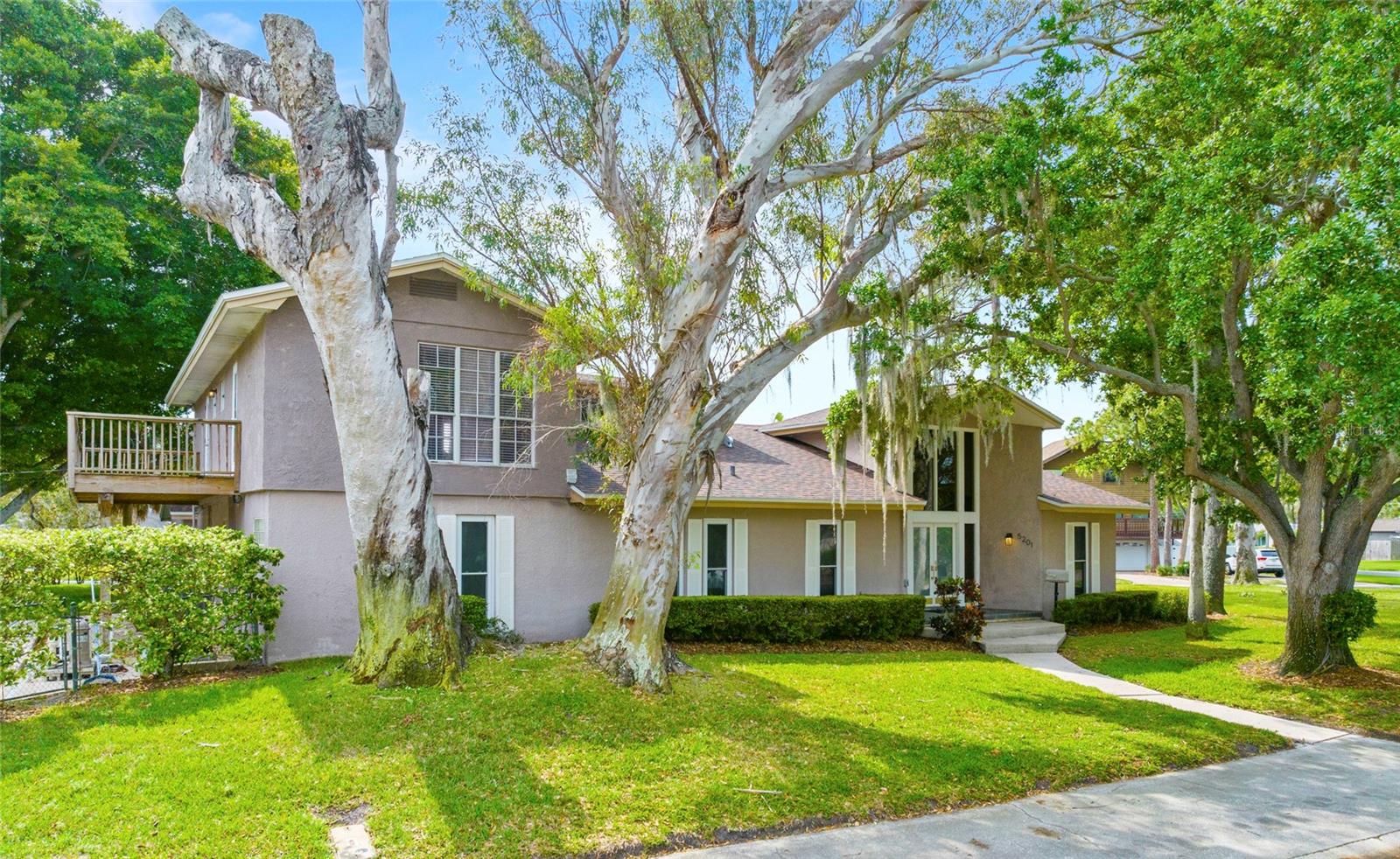 Homes for sale in Saint Petersburg, FL | 5201 Huntington St Ne, Saint Petersburg, FL 33703 | MLS# U8236137