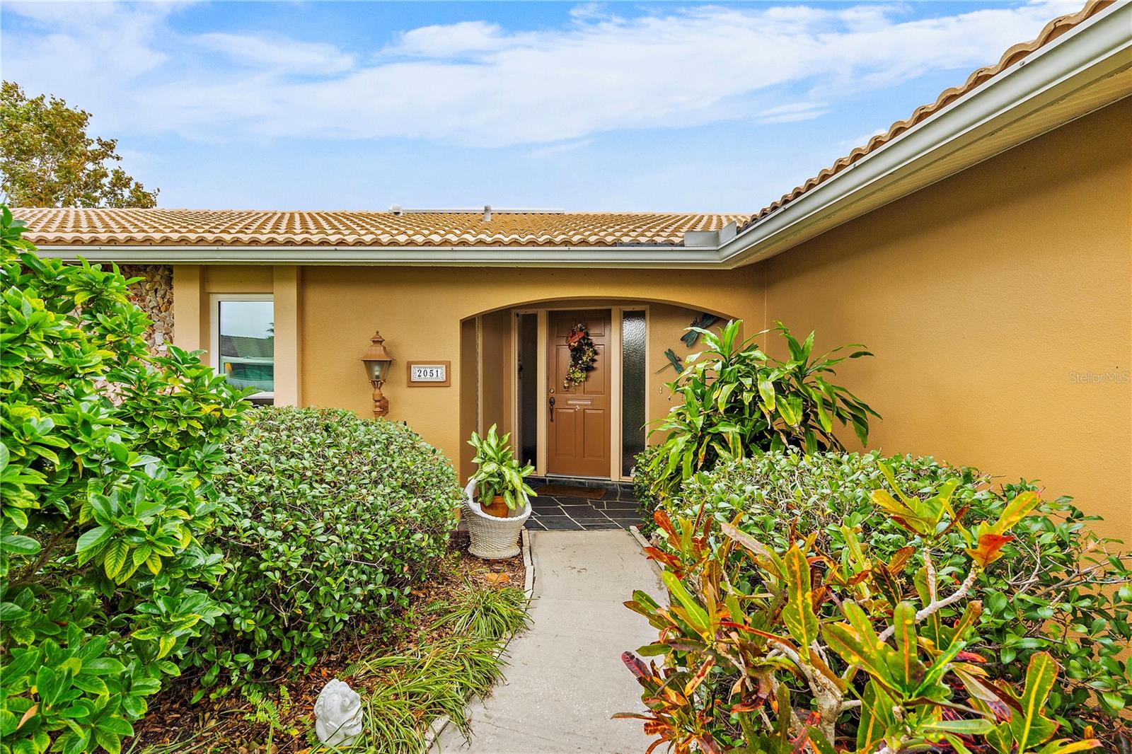 4th image of 2051 Illinois Ave Ne, Saint Petersburg, FL 33703 | MLS# U8243798