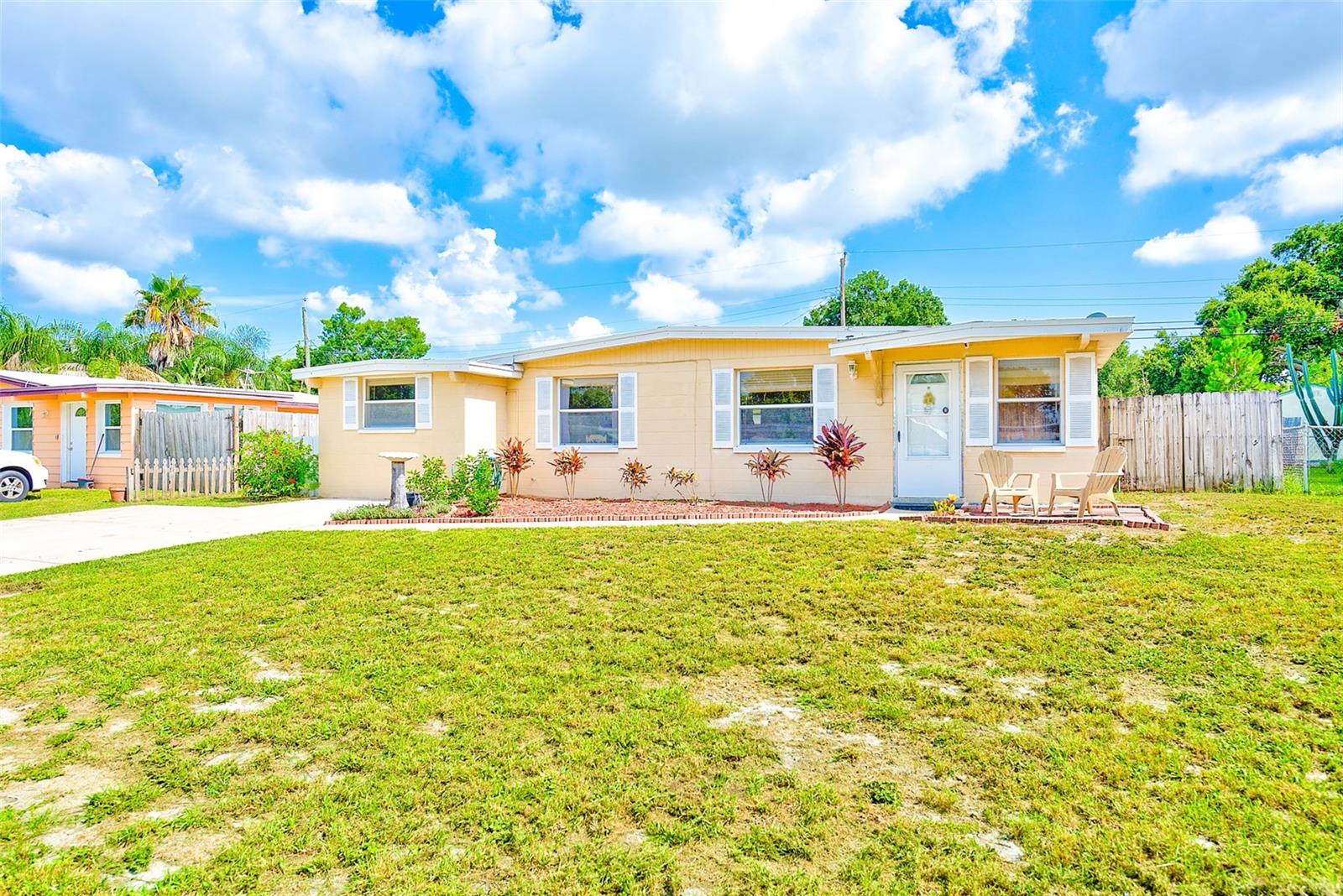 Homes for sale in Largo, FL | 10357 108Th Ave, Largo, FL 33773 | MLS# T3542314