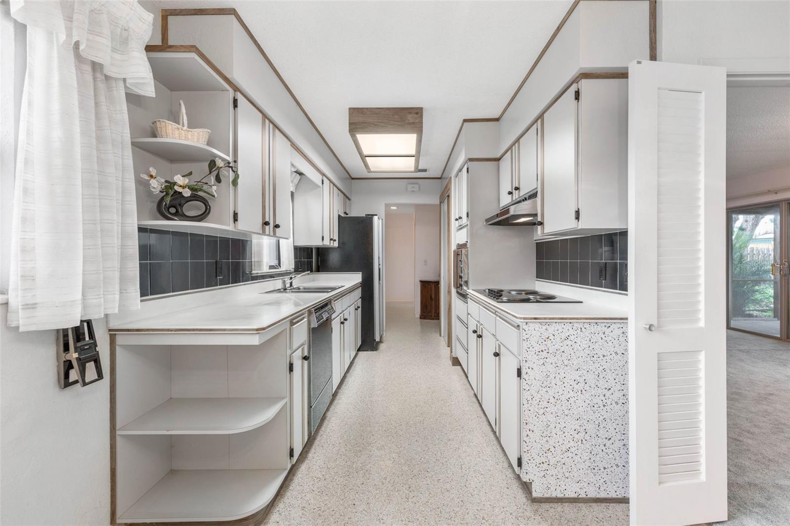 Homes for sale in Ormond Beach, FL | 10 Juniper Dr, Ormond Beach, FL 32176 | MLS# FC303184