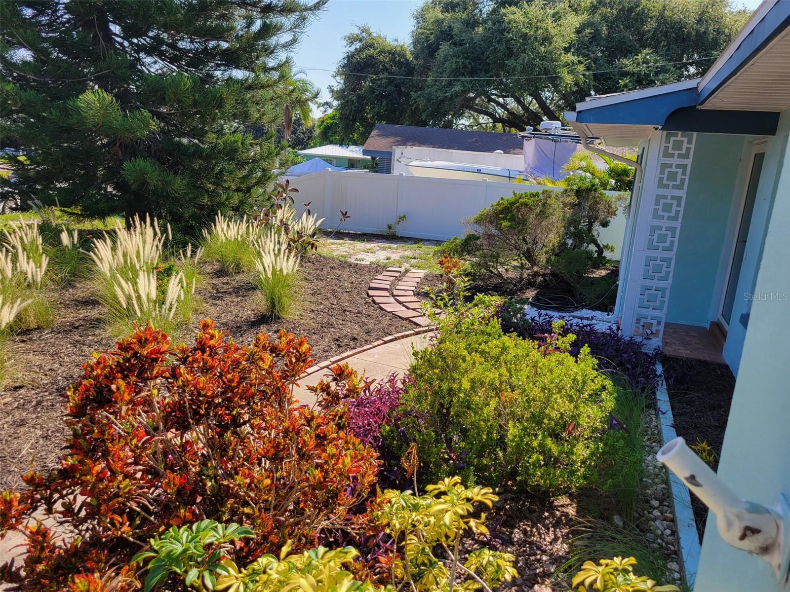 Homes for sale in Clearwater, FL | 1367 Howard St, Clearwater, FL 33756 | MLS# O6234168